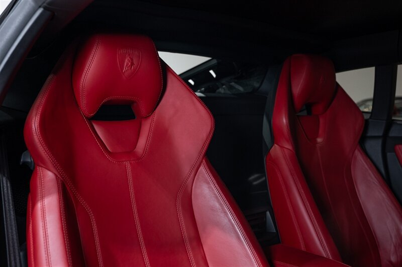Used 2015 Lamborghini Huracan LP 610-4 AWD/4WD image 57