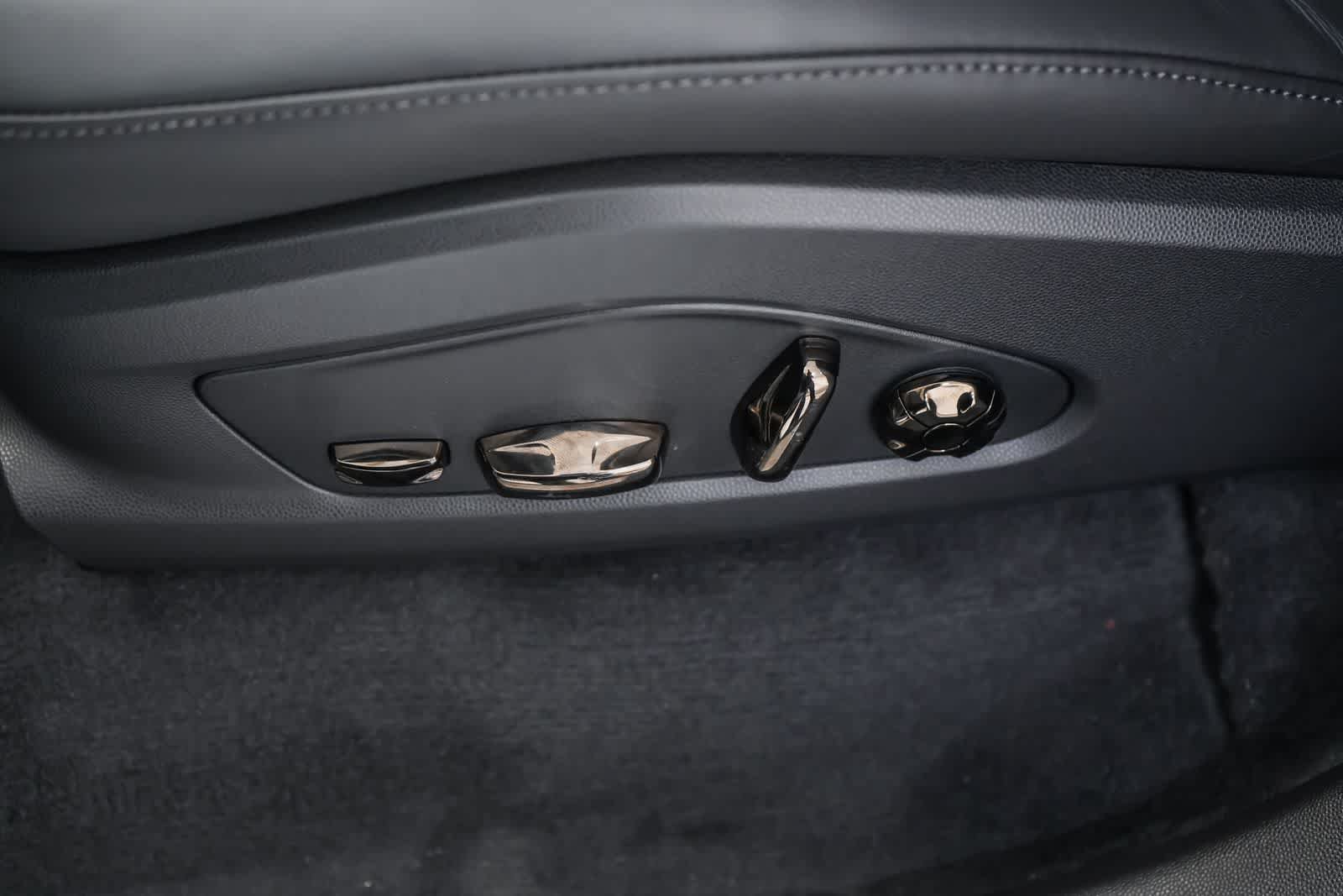 New 2026 Porsche Cayenne S AWD/4WD image 25