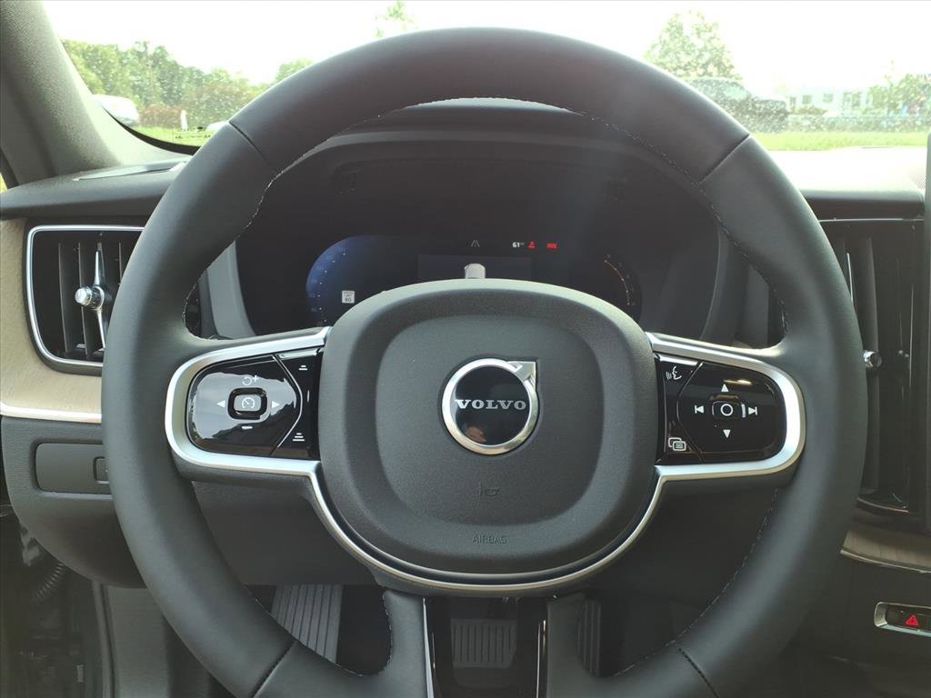 New 2026 Volvo XC60 B5 Plus w/ Protection Package Premier image 22