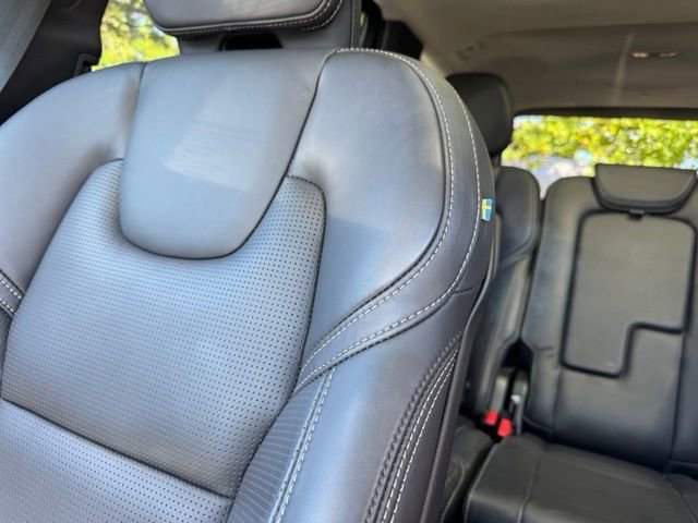 Used 2024 Volvo XC90 T8 Ultimate AWD/4WD image 10
