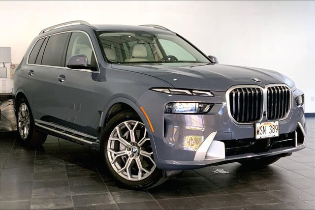 Used 2023 BMW X7 xDrive40i w/ Premium Package image 2