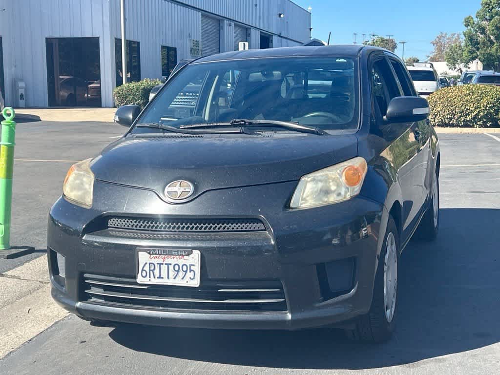 Used 2010 Scion xD FWD image 2