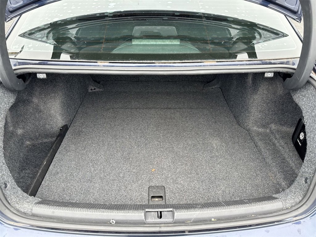 Used 2014 Volkswagen Passat 1.8T Wolfsburg Edition image 22