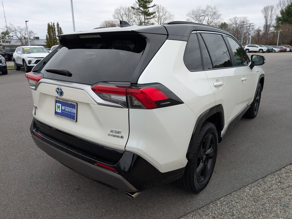 Used 2021 Toyota RAV4 XSE AWD/4WD image 6
