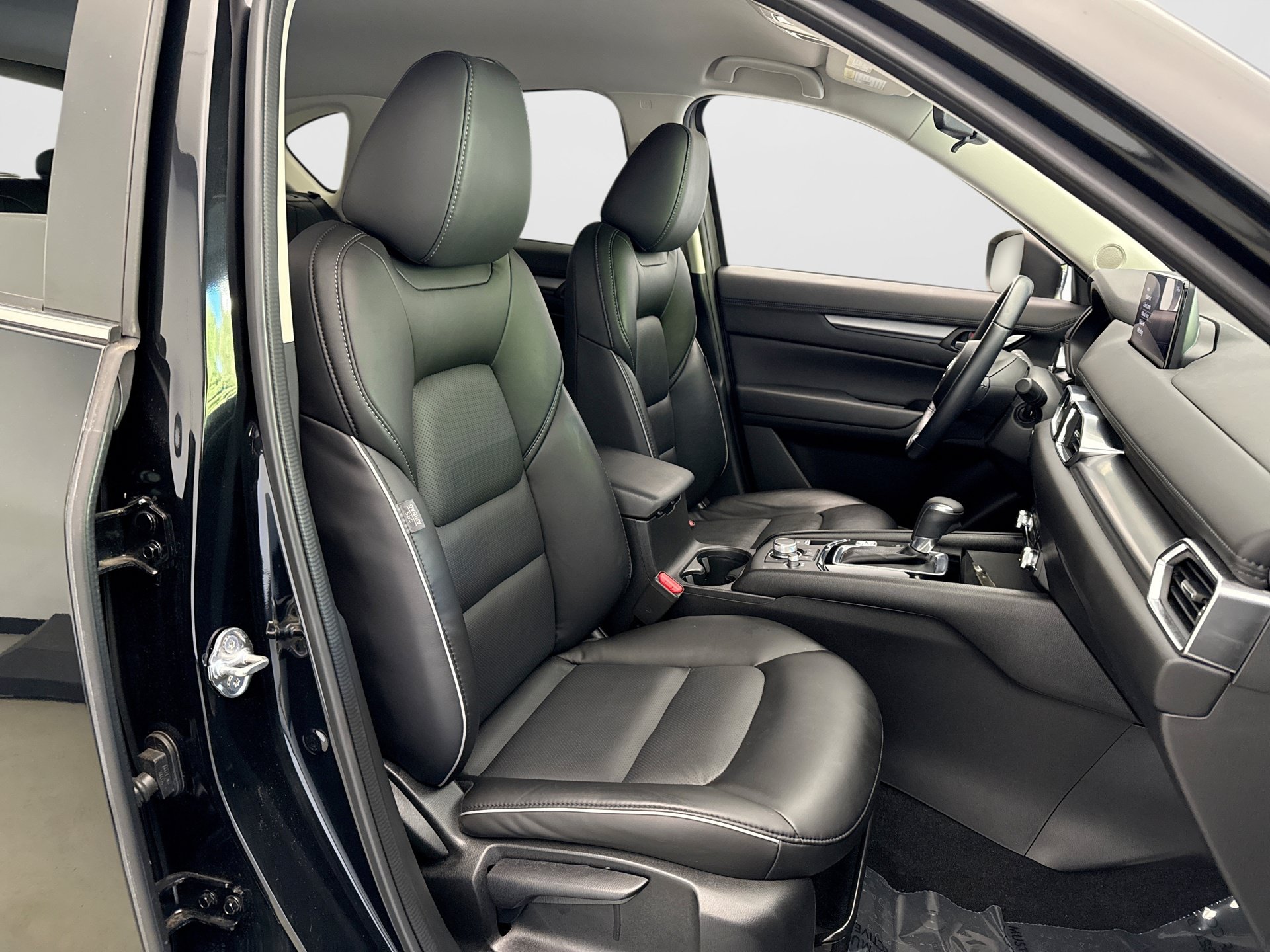 Used 2024 MAZDA CX-5 AWD 2.5 S w/ Select Package image 16