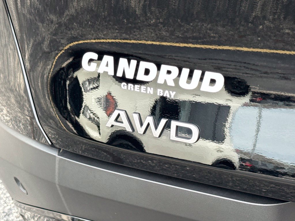 Certified 2025 Nissan Murano SV AWD/4WD image 5