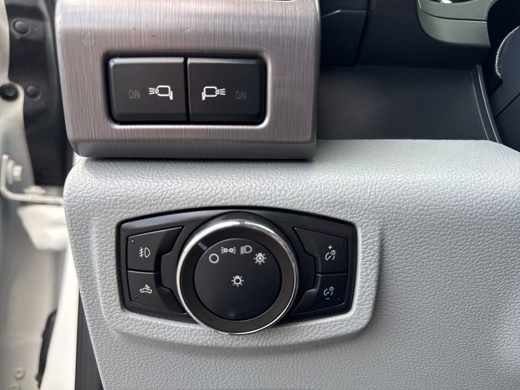 Used 2022 Ford F450 Limited w/ FX4 Off-Road Package image 57