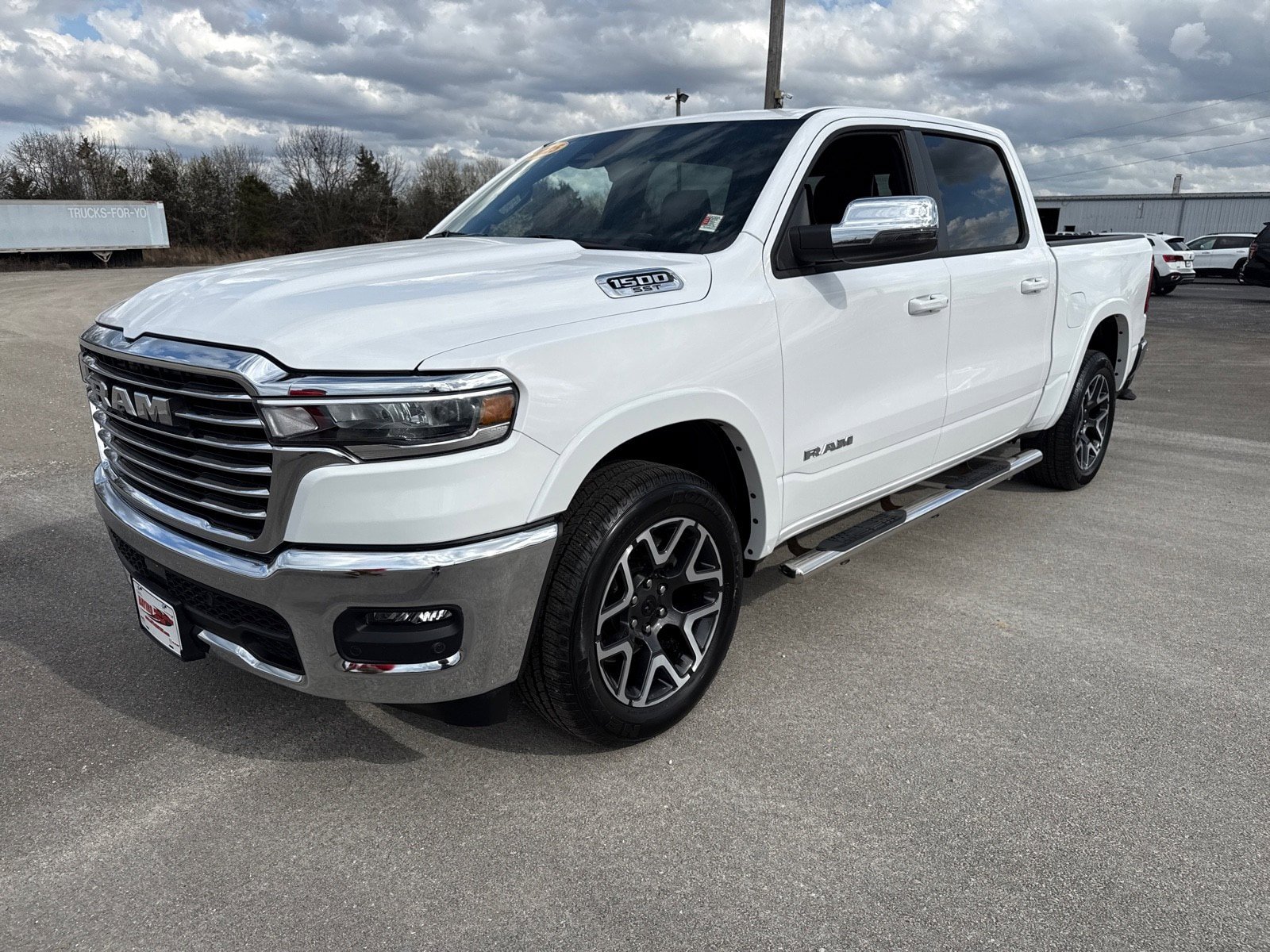 Used 2025 RAM 1500 Laramie w/ Bed Utility Group image 4