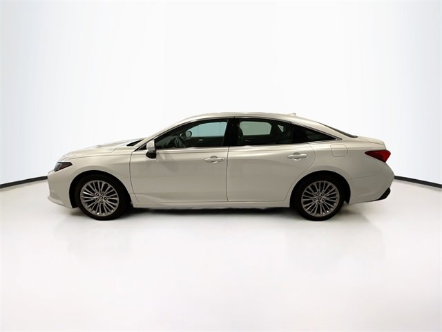 Certified 2022 Toyota Avalon Limited w/ Advanced Safety Package image 4