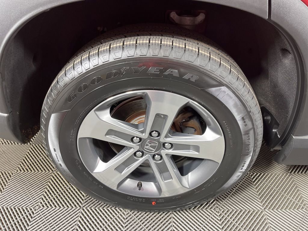 Certified 2025 Honda Pilot EX-L image 13