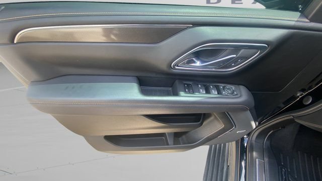 Used 2023 GMC Yukon AT4 w/ AT4 Premium Plus Package AWD/4WD image 9