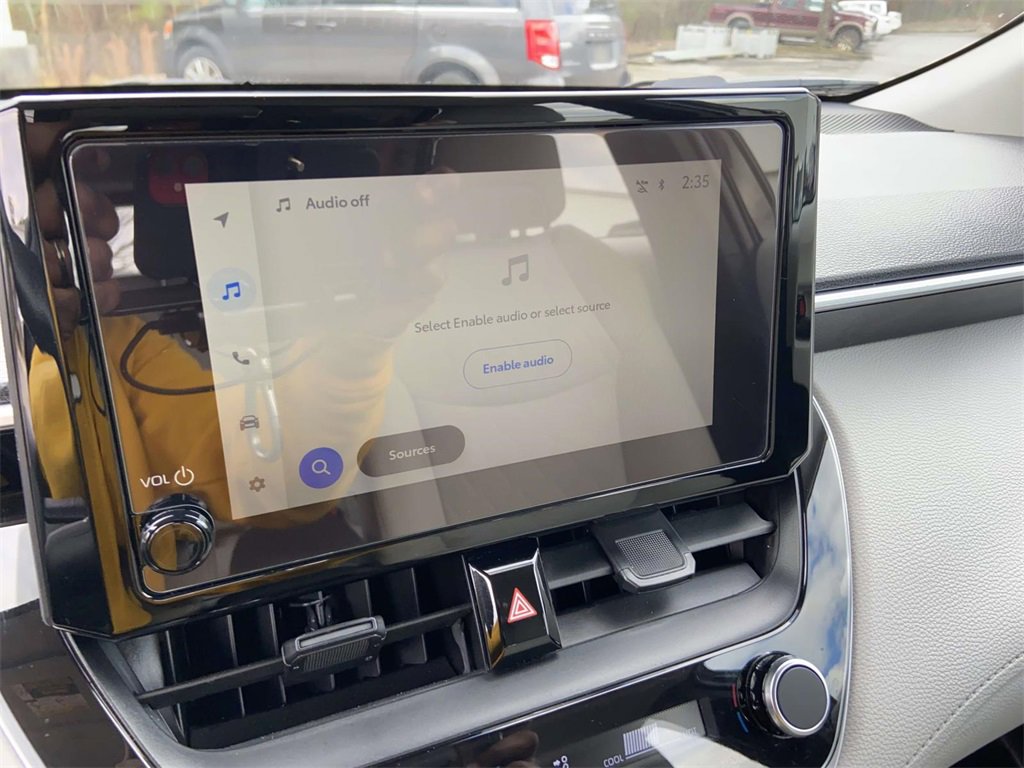 Used 2025 Toyota Corolla Cross L image 20