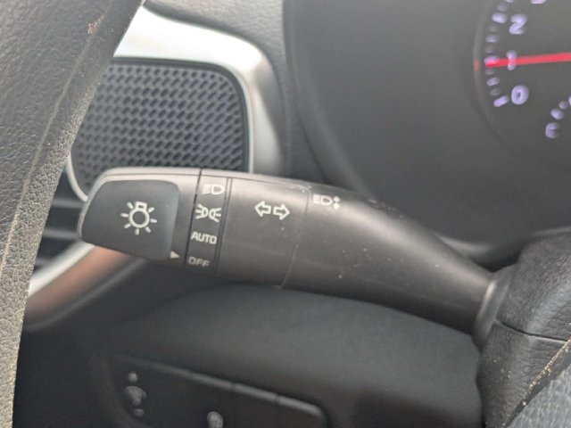 Used 2022 Kia Soul LX FWD image 25
