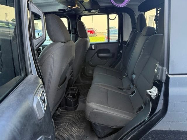 Used 2020 Jeep Gladiator Sport w/ Quick Order Package 24S AWD/4WD image 22