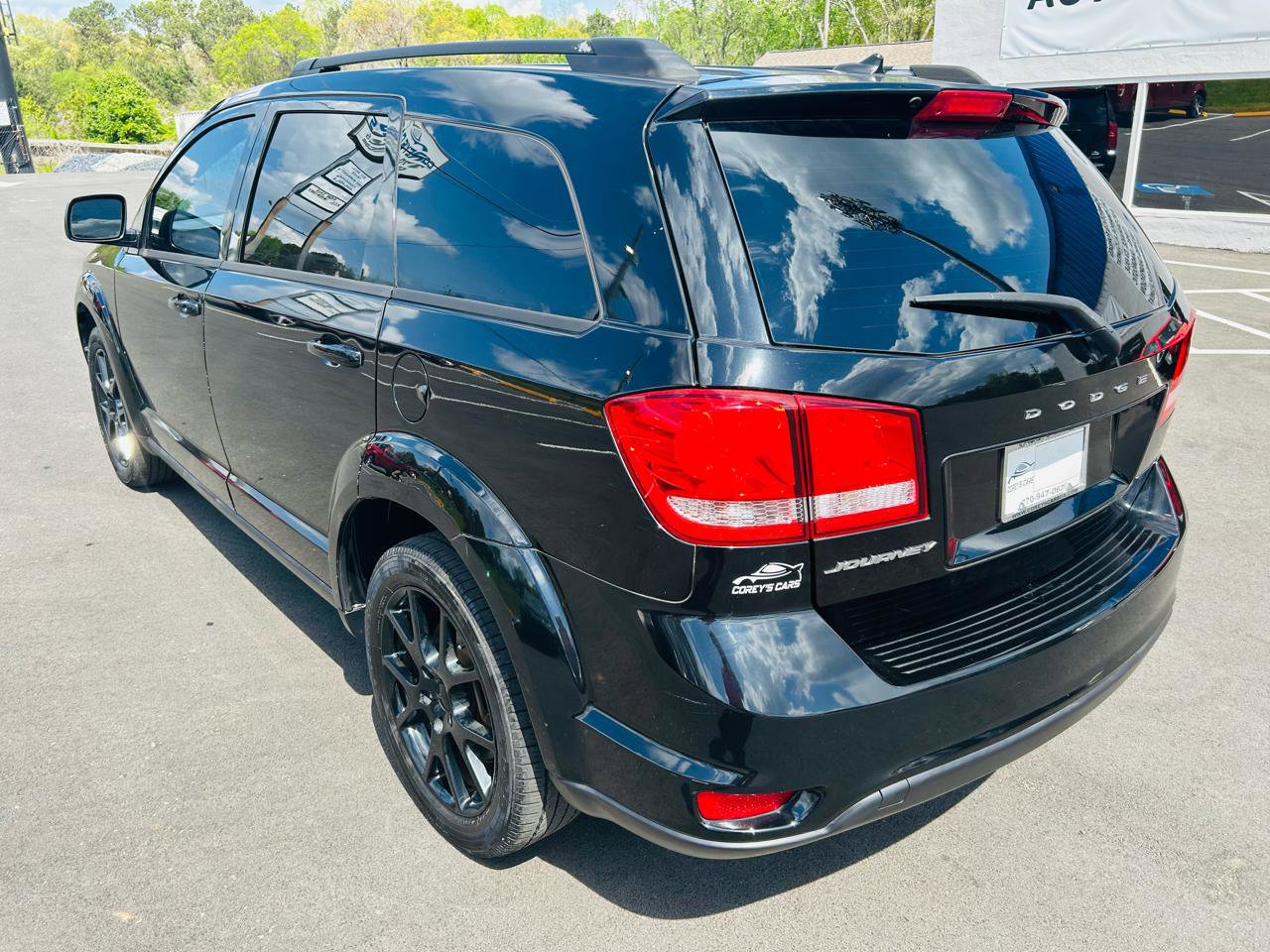 Used 2015 Dodge Journey SXT w/ Flexible Seating Group image 3