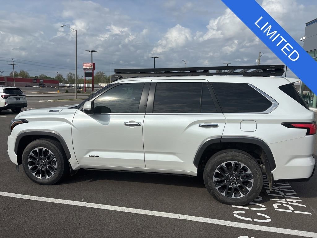 Used 2024 Toyota Sequoia Limited w/ Tow Technology Package AWD/4WD image 6