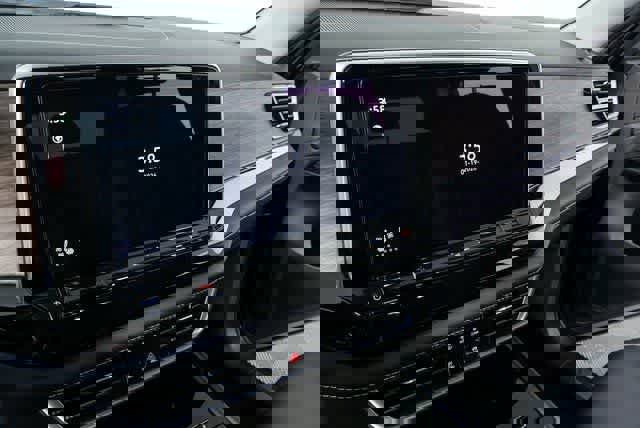 New 2026 Volkswagen Atlas SEL Premium R-Line image 13