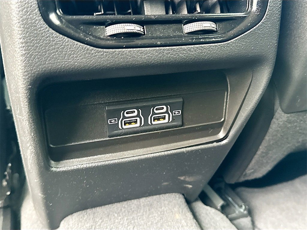 Used 2024 Jeep Grand Cherokee L Laredo image 23