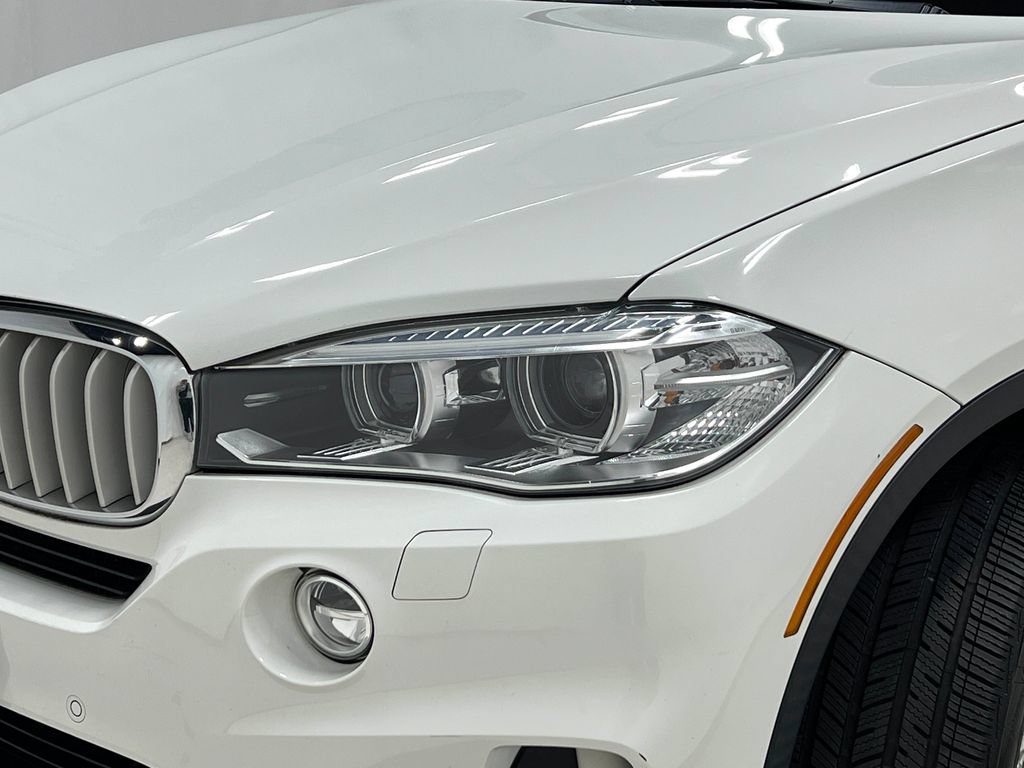 Used 2015 BMW X5 xDrive50i AWD/4WD image 39