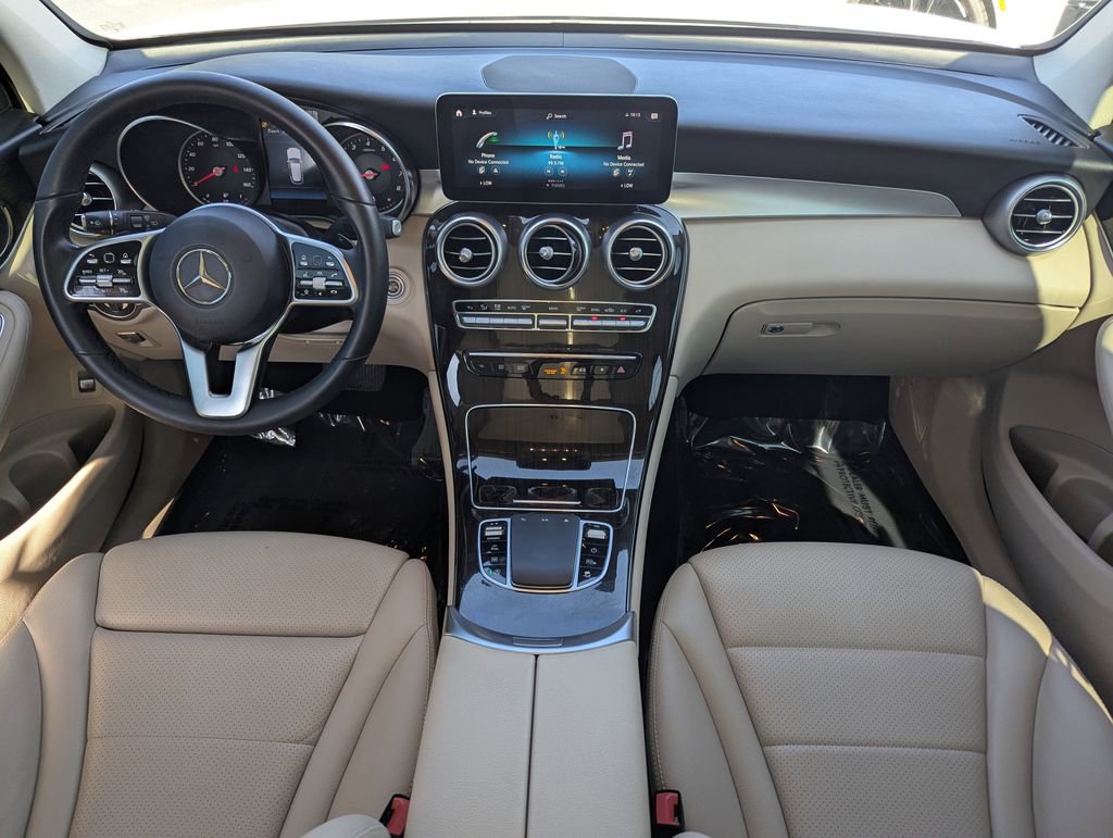 Used 2022 Mercedes-Benz GLC 300 w/ Premium Package Lite image 6
