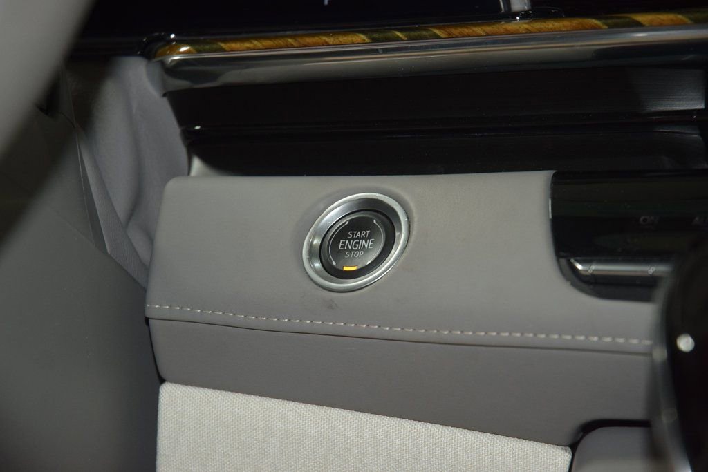 Used 2023 Cadillac Escalade Premium Luxury Platinum image 34