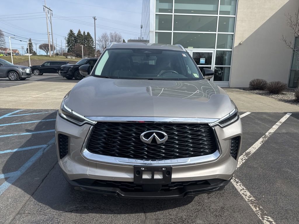Certified 2023 INFINITI QX60 Luxe image 10