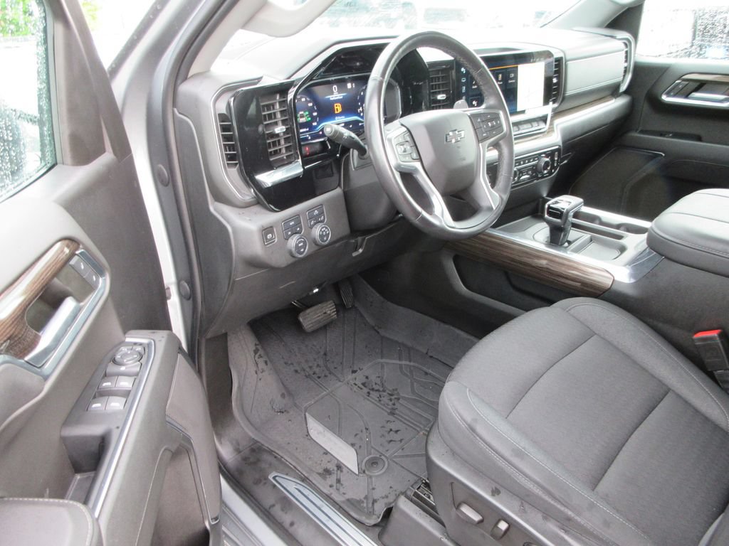 Certified 2023 Chevrolet Silverado 1500 RST w/ LPO, Dark Essentials Package AWD/4WD image 14