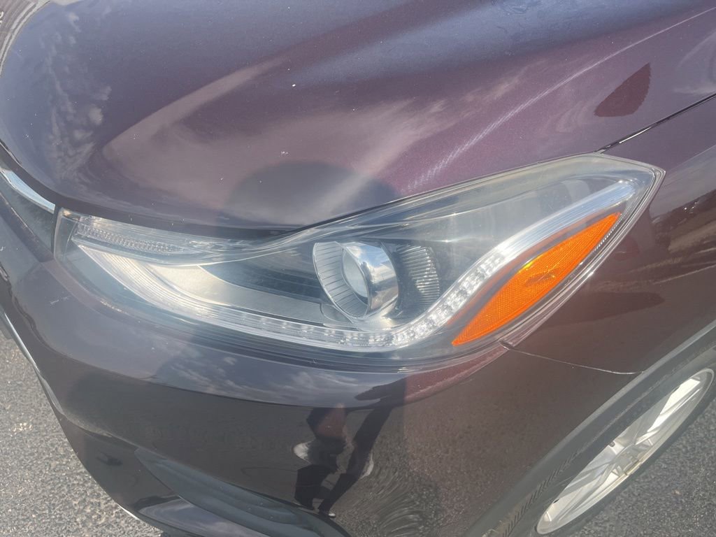 Used 2021 Chevrolet Trax LT AWD/4WD image 13