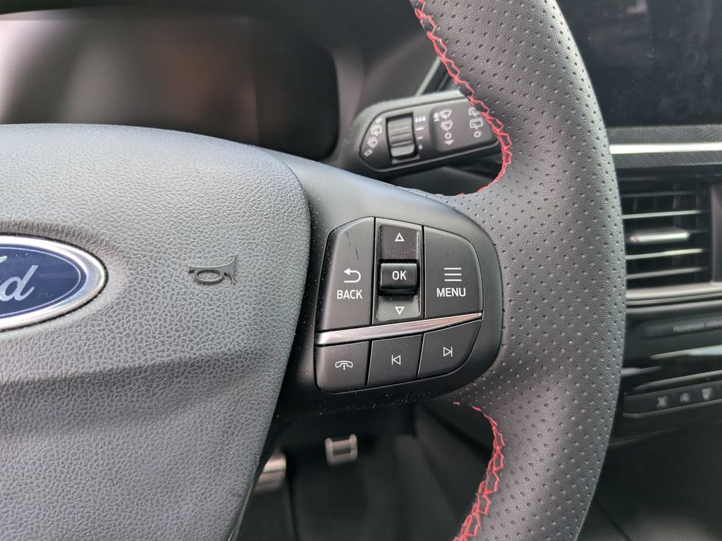 Certified 2024 Ford Escape ST-Line w/ Tech Pack #1 FWD image 28