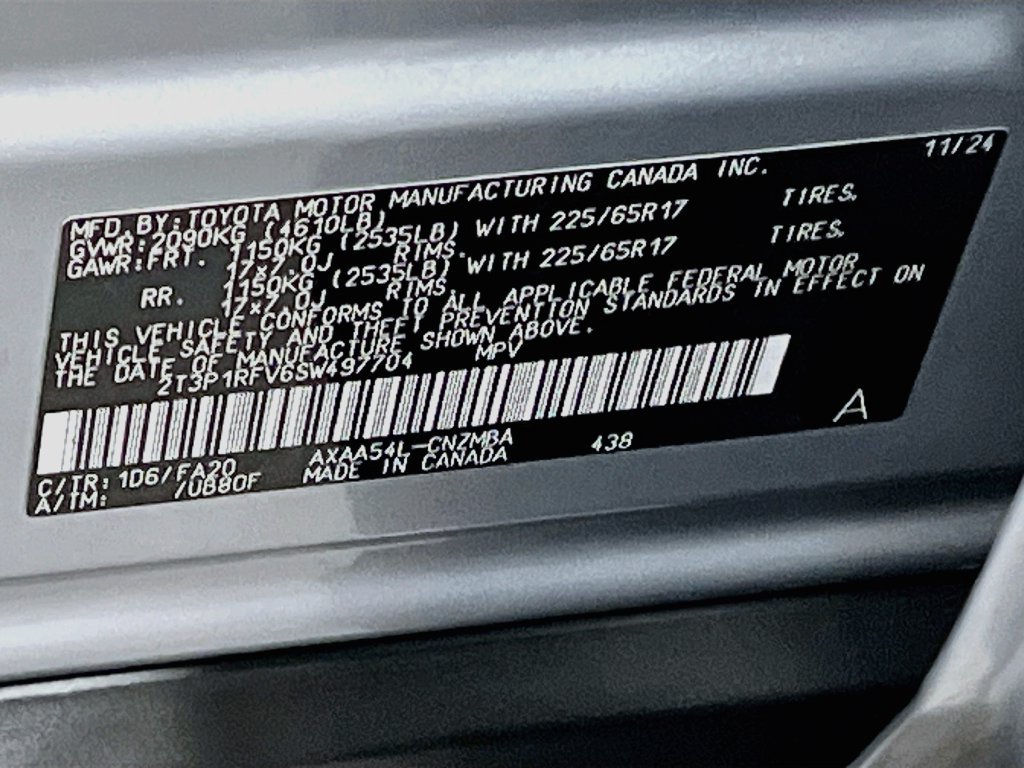 Used 2025 Toyota RAV4 XLE AWD/4WD image 31