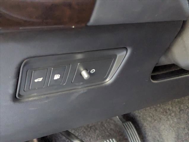 Used 2020 Land Rover Range Rover HSE AWD/4WD image 11