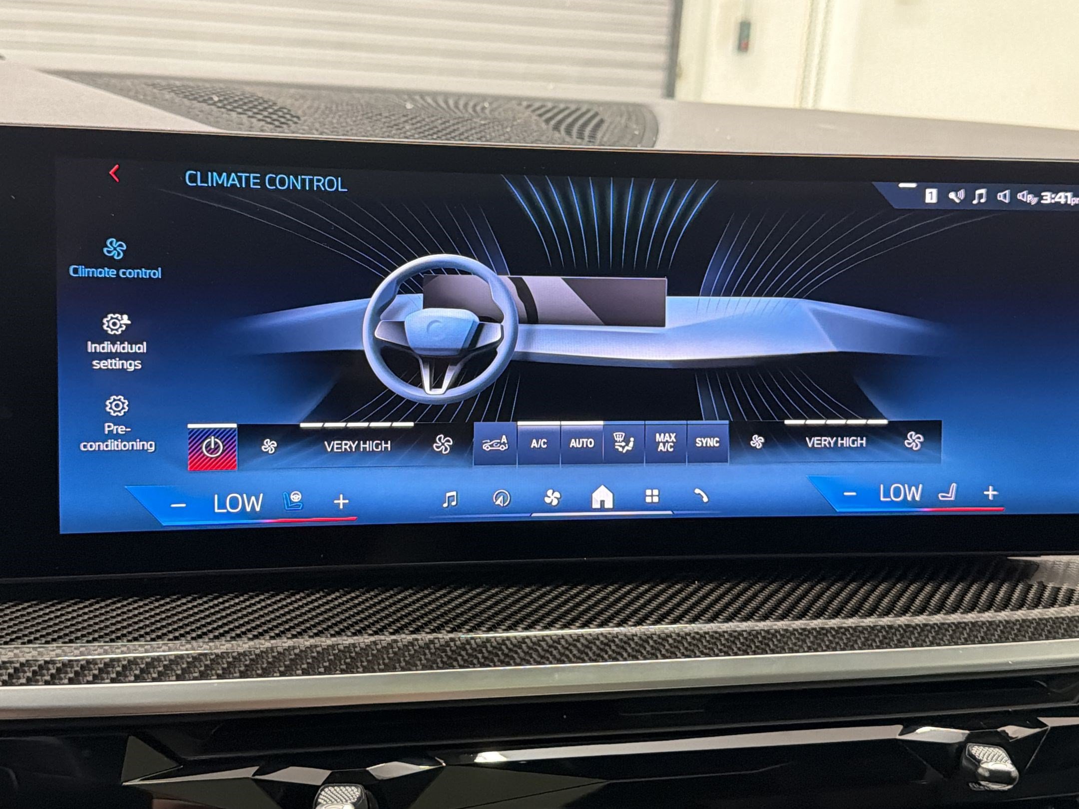 Certified 2024 BMW X7 M60i w/ Executive Package AWD/4WD image 24