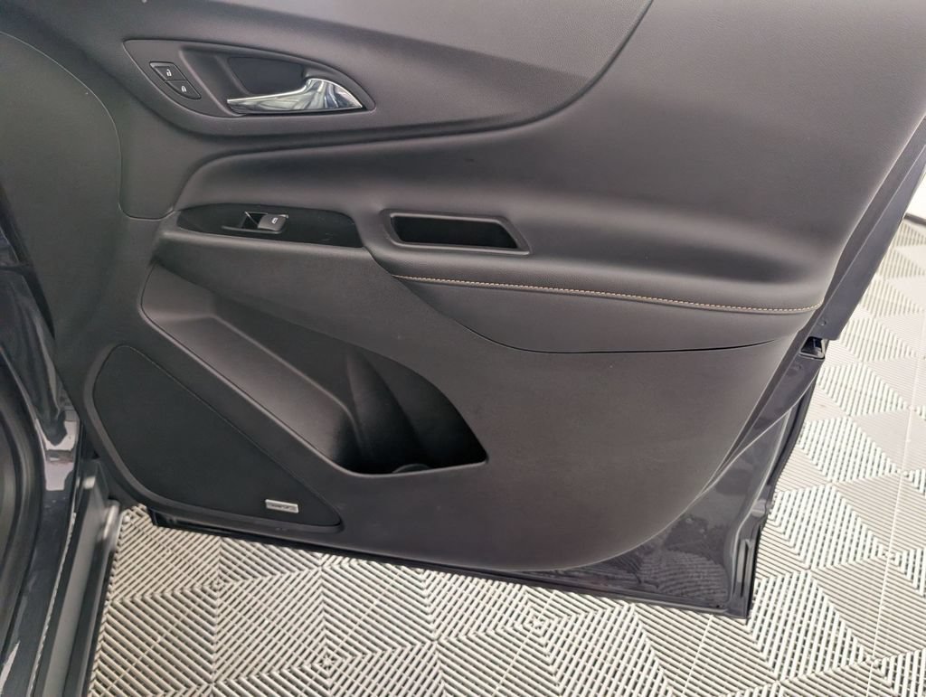 Certified 2022 Chevrolet Equinox Premier FWD image 35