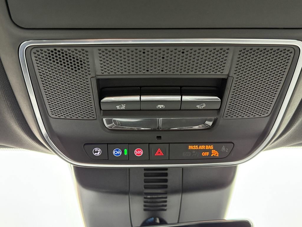 New 2026 Chevrolet Traverse High Country image 19