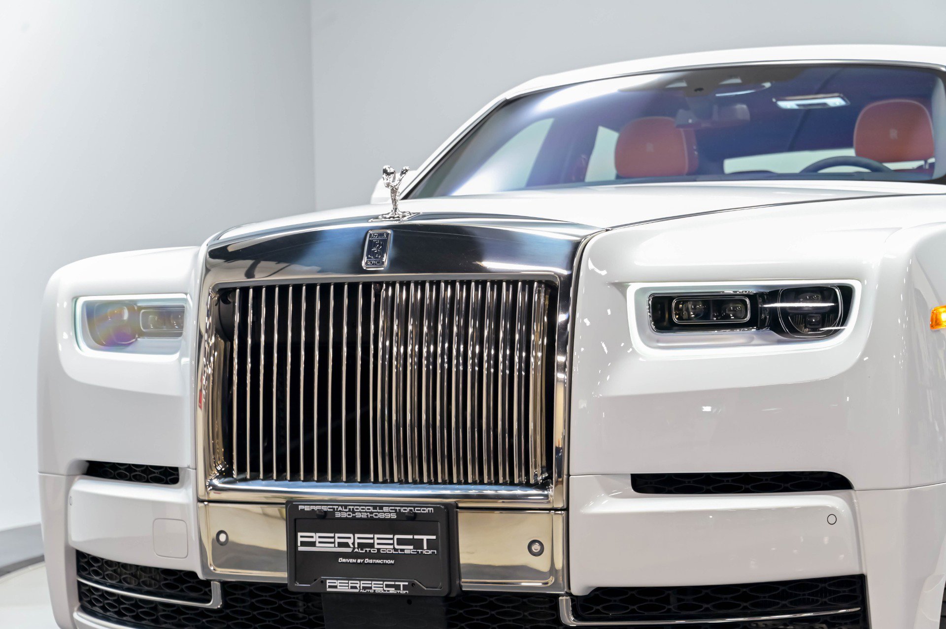 Used 2022 Rolls-Royce Phantom Sedan w/ The Phantom Package RWD image 98