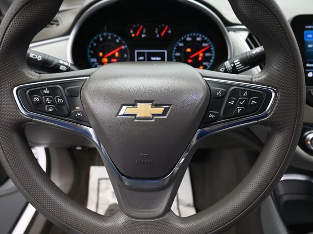 Used 2020 Chevrolet Malibu LS w/ Driver Confidence Package II image 14