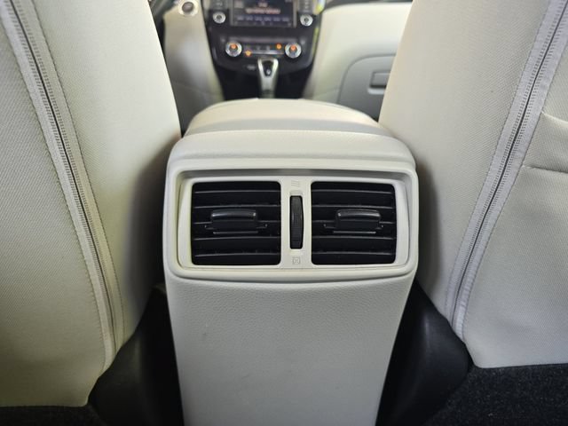Used 2020 Nissan Rogue Sport SV FWD image 26