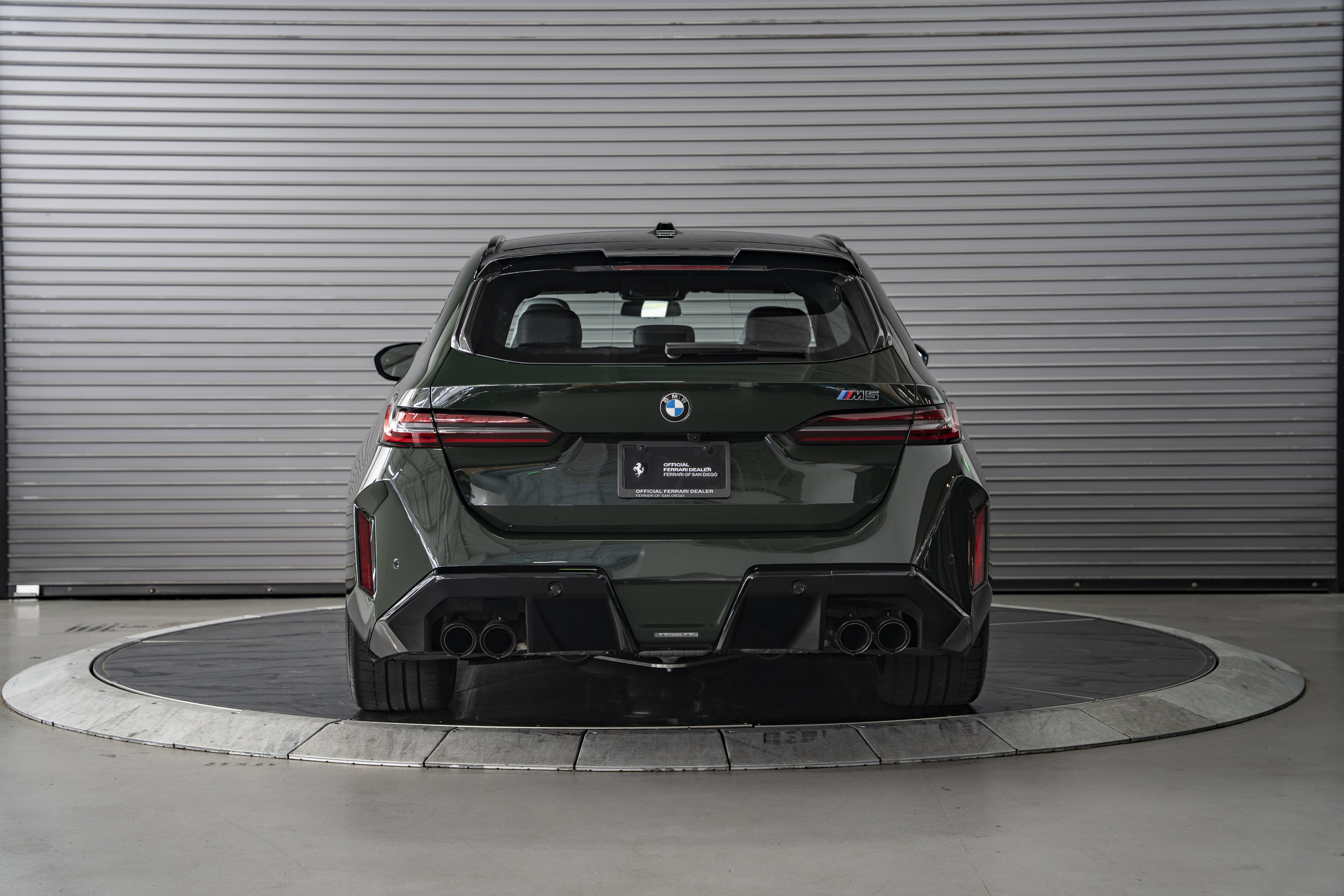 Used 2026 BMW M5 Touring w/ Executive Package AWD/4WD image 4