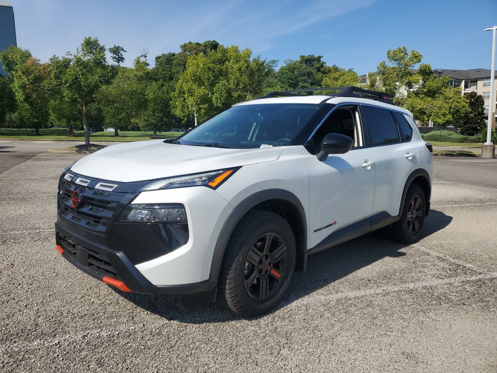 New 2026 Nissan Rogue SV AWD/4WD image 2