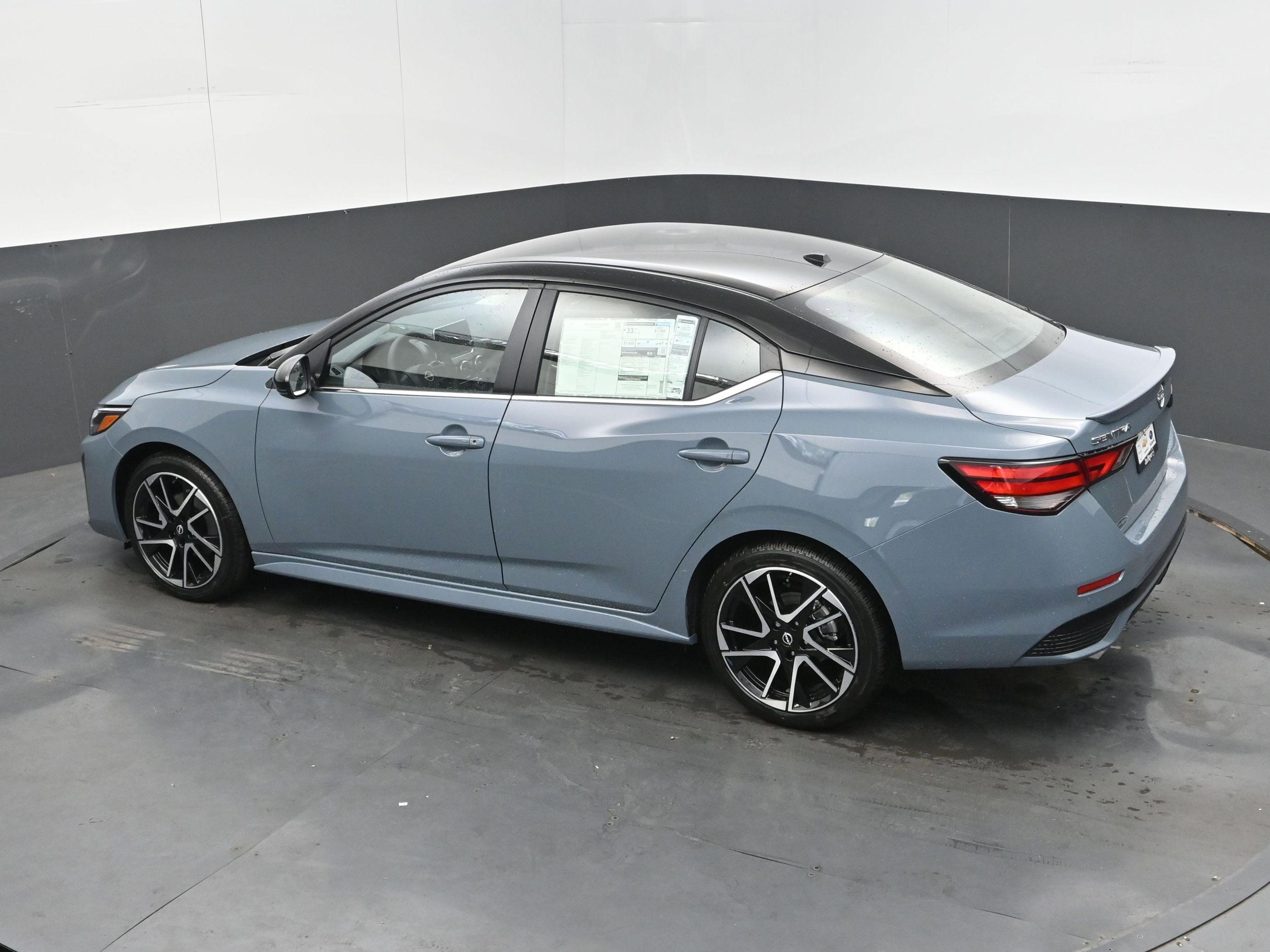 New 2025 Nissan Sentra SR image 34