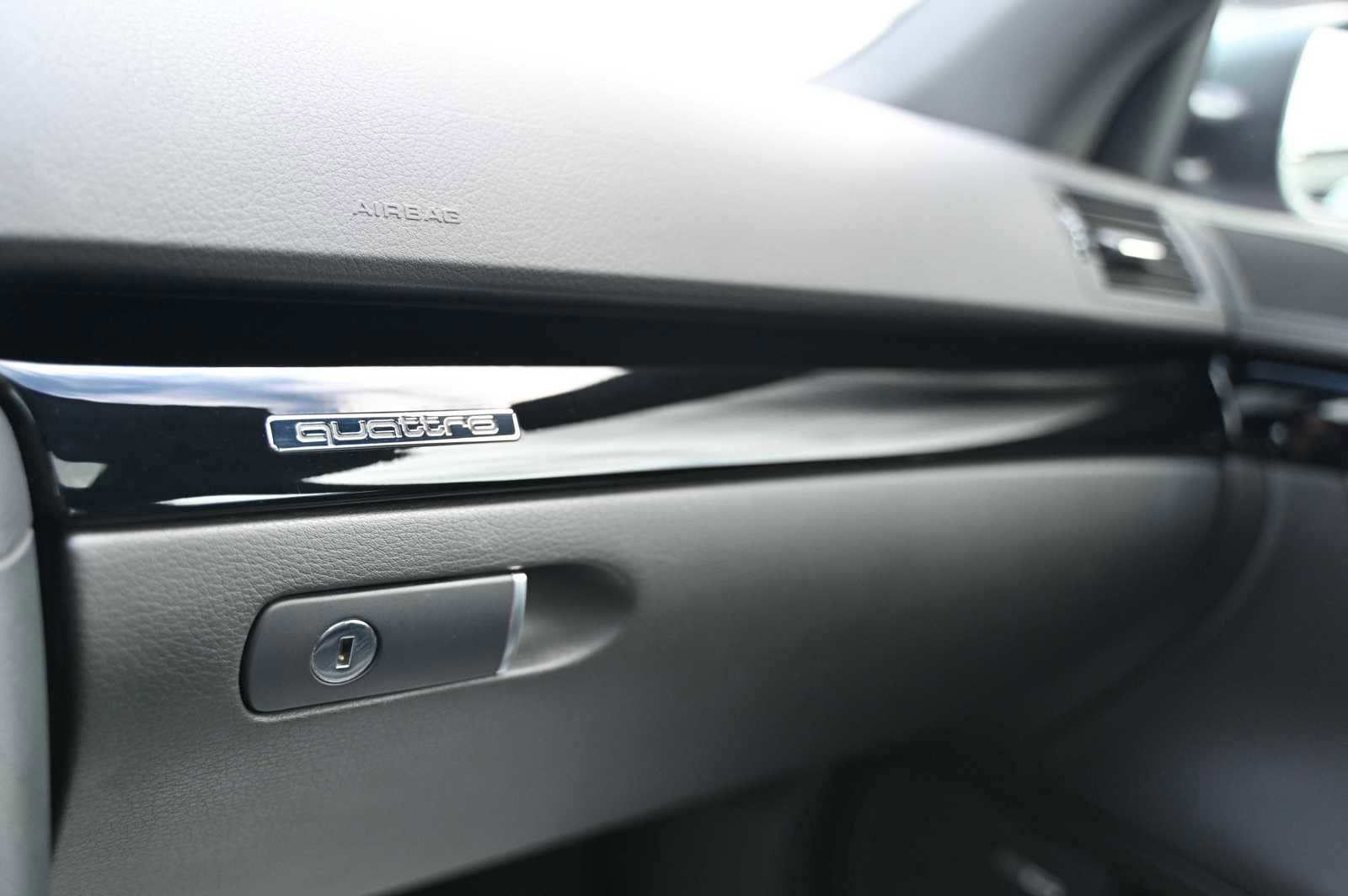 Used 2008 Audi RS 4 Sedan AWD/4WD image 18