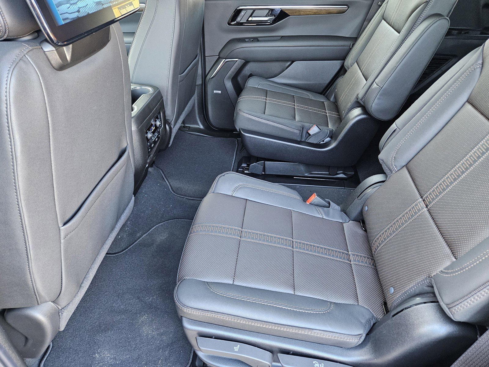 New 2026 Chevrolet Tahoe High Country image 20