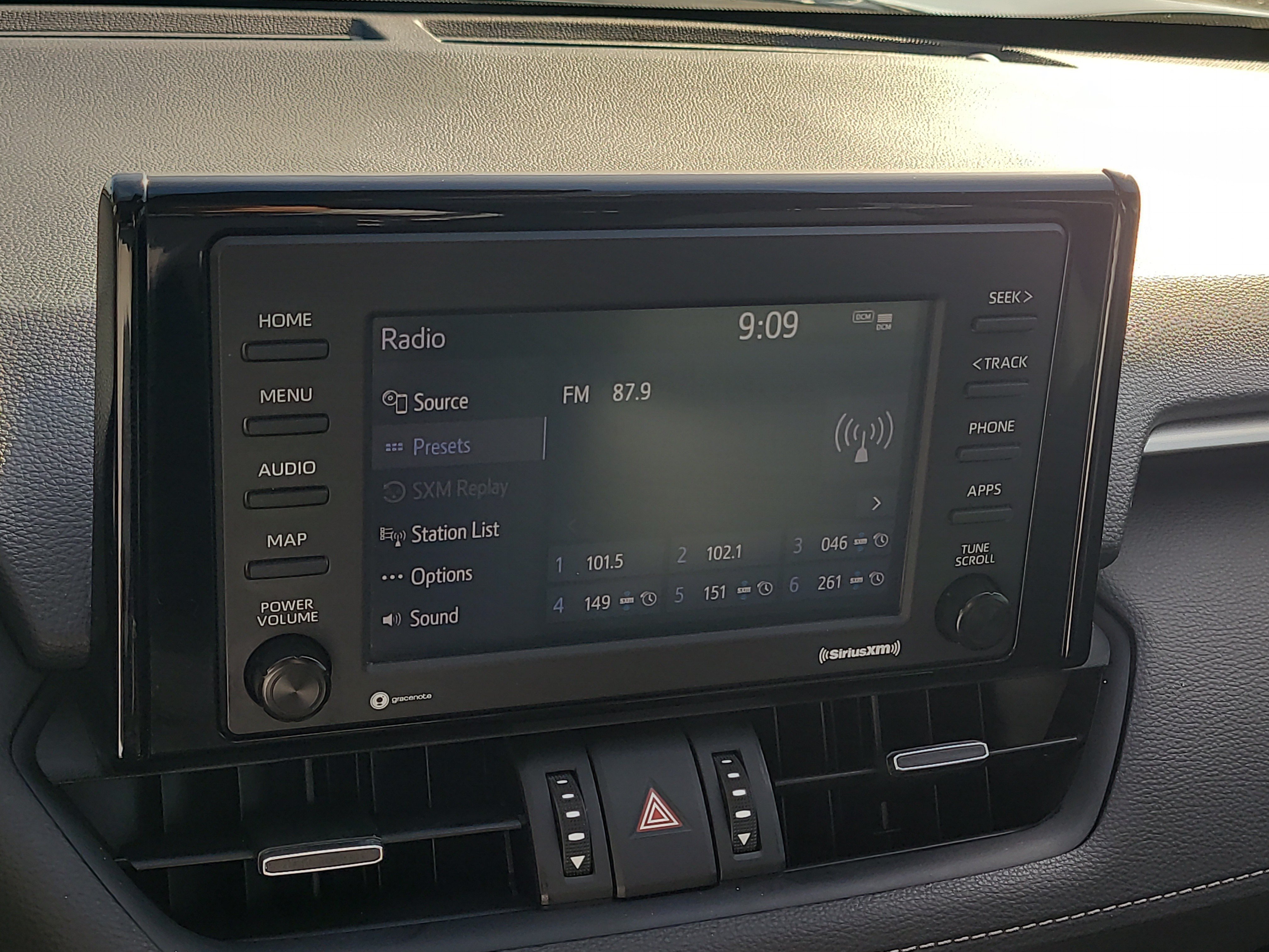 Used 2021 Toyota RAV4 XLE Premium FWD image 25