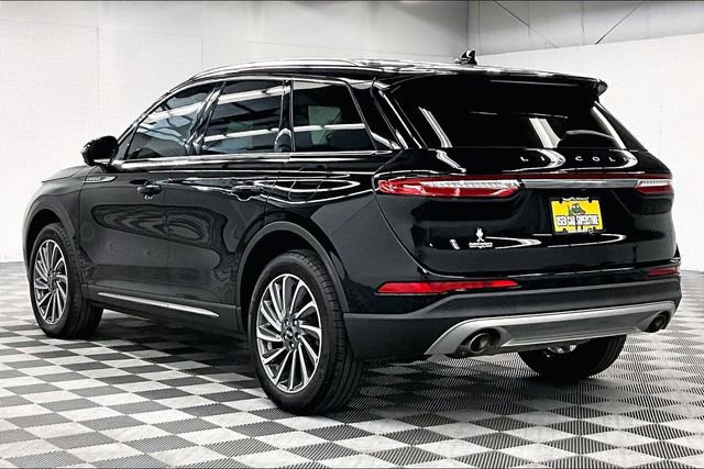 Used 2023 Lincoln Corsair Reserve w/ Equipment Group 201A AWD/4WD image 3