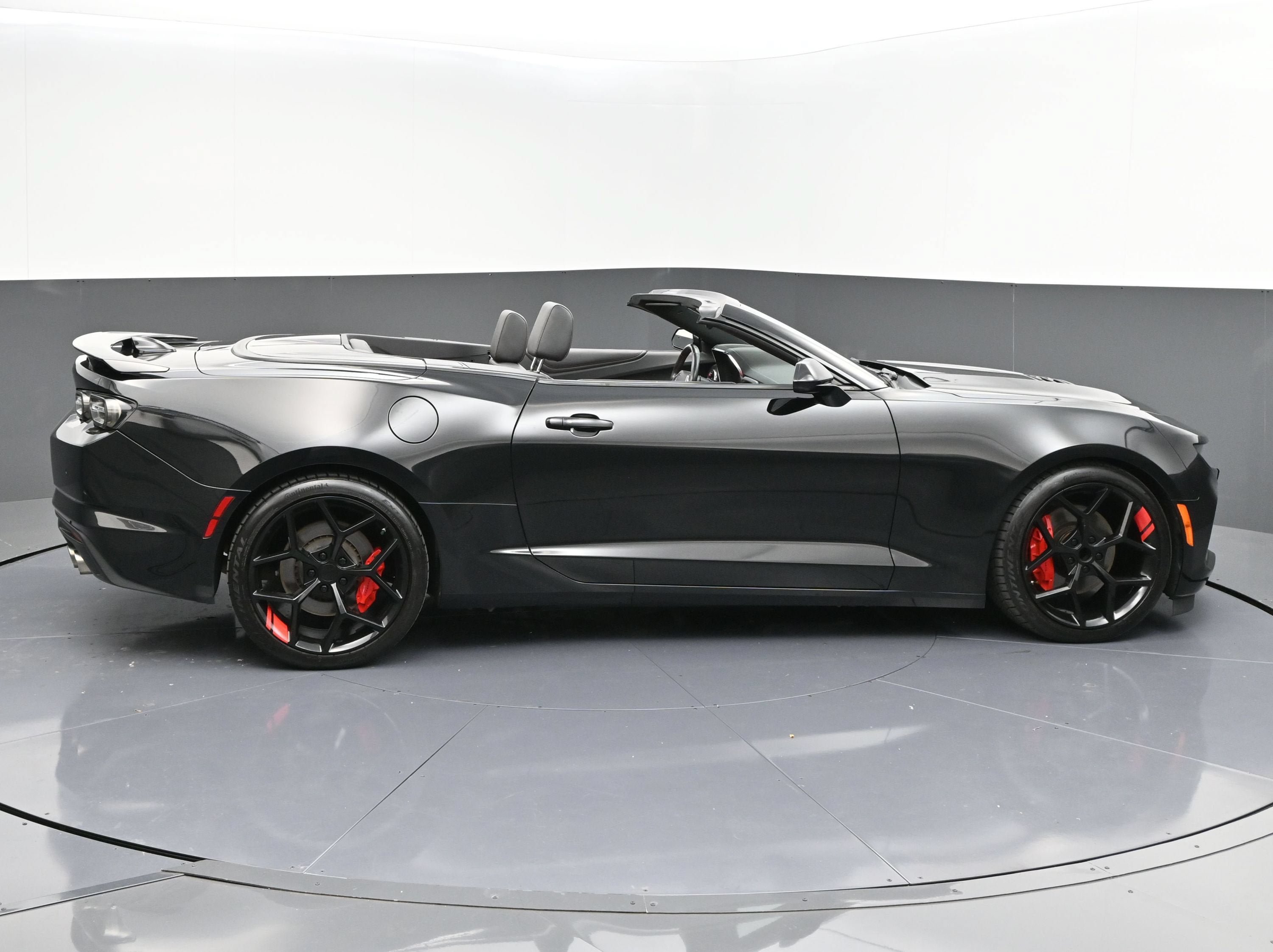 Certified 2021 Chevrolet Camaro SS RWD image 8