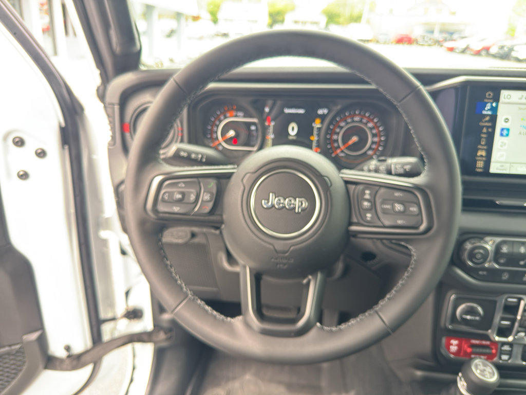 New 2026 Jeep Wrangler Unlimited Rubicon AWD/4WD image 17