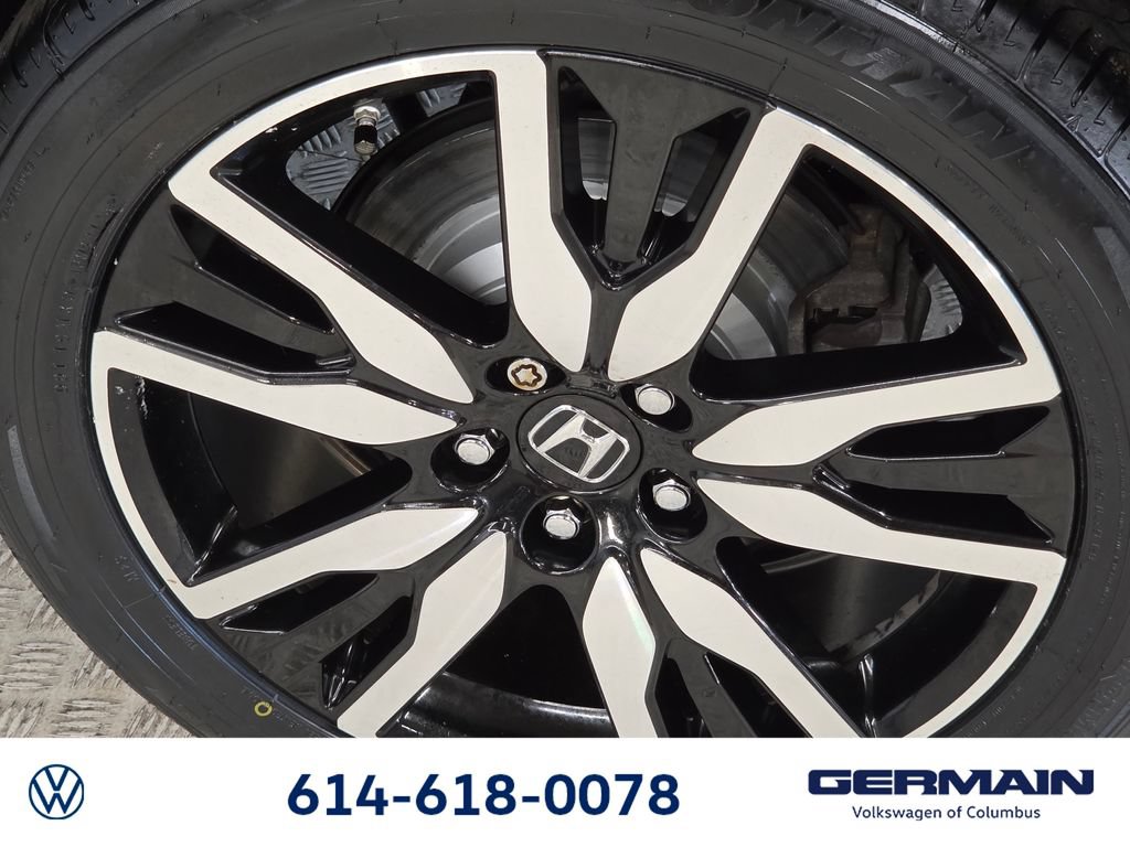 Used 2019 Honda Pilot Touring image 12
