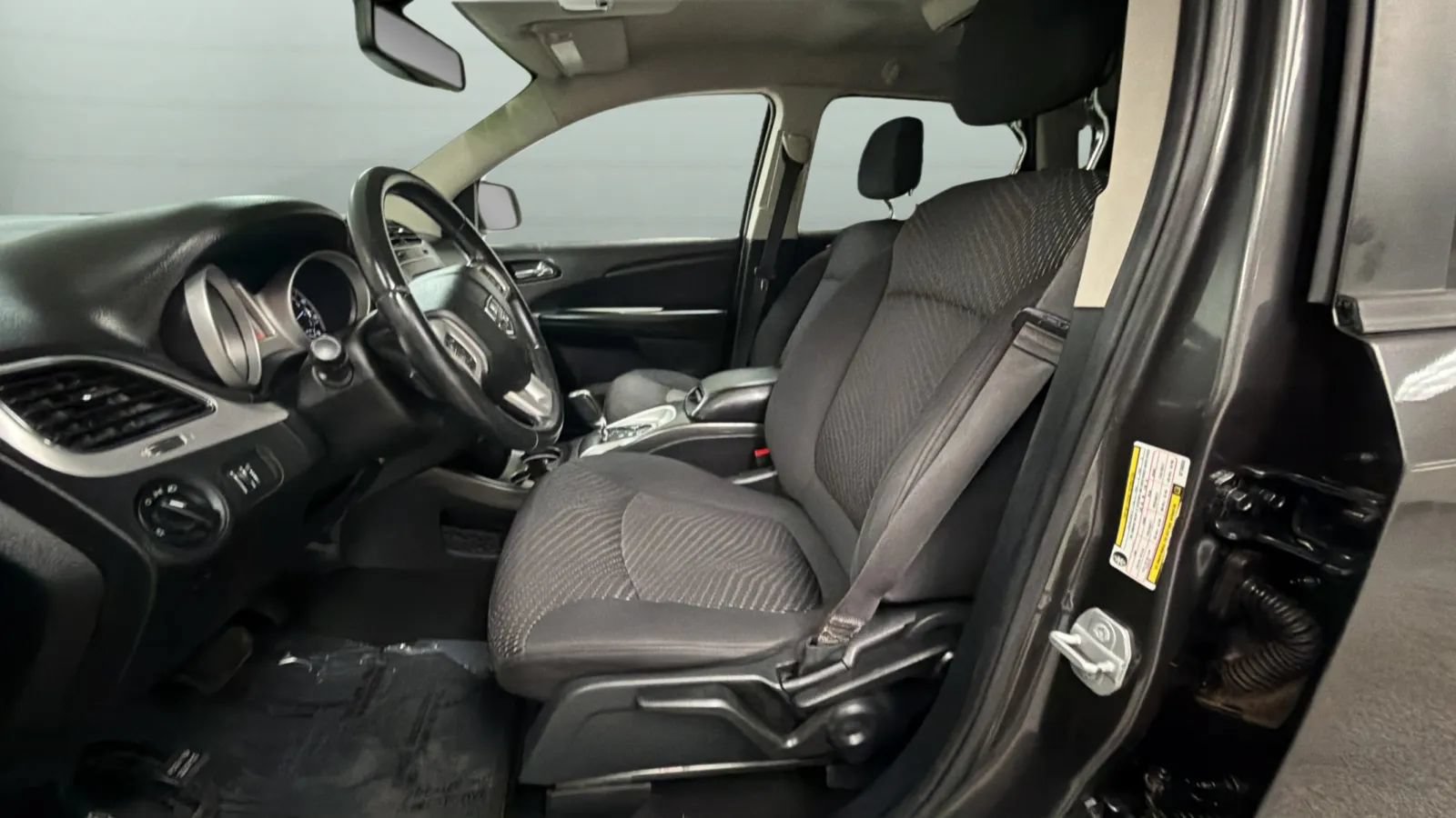 Used 2016 Dodge Journey SE w/ Flexible Seating Group FWD image 18