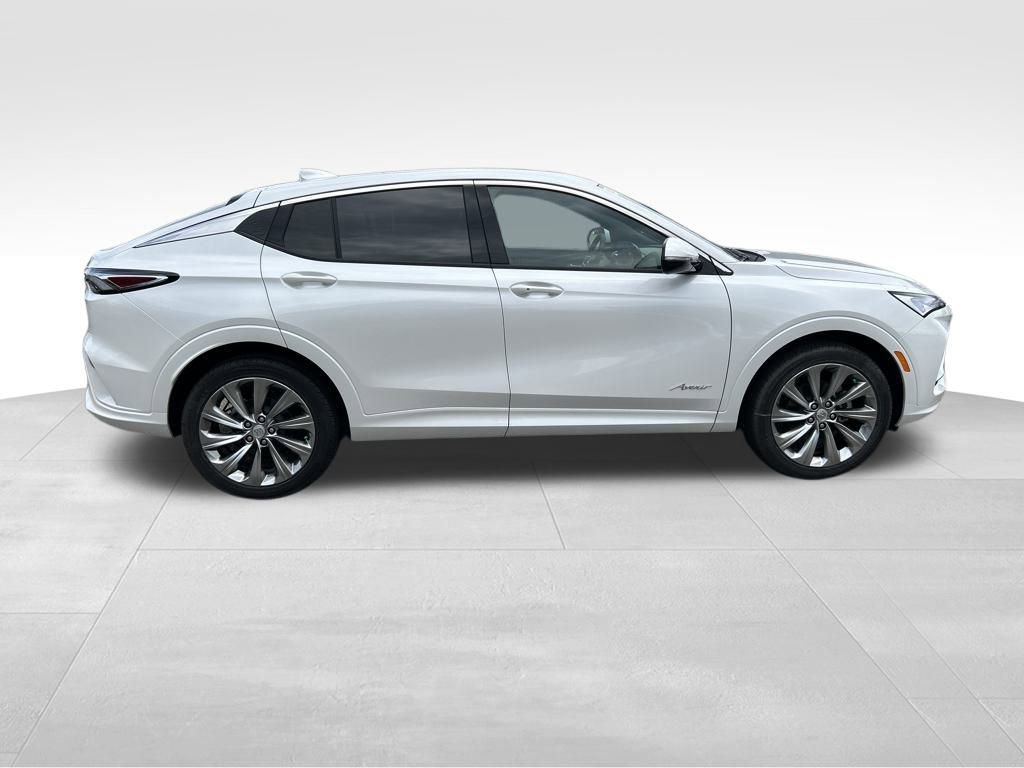 Used 2025 Buick Envista Avenir image 8