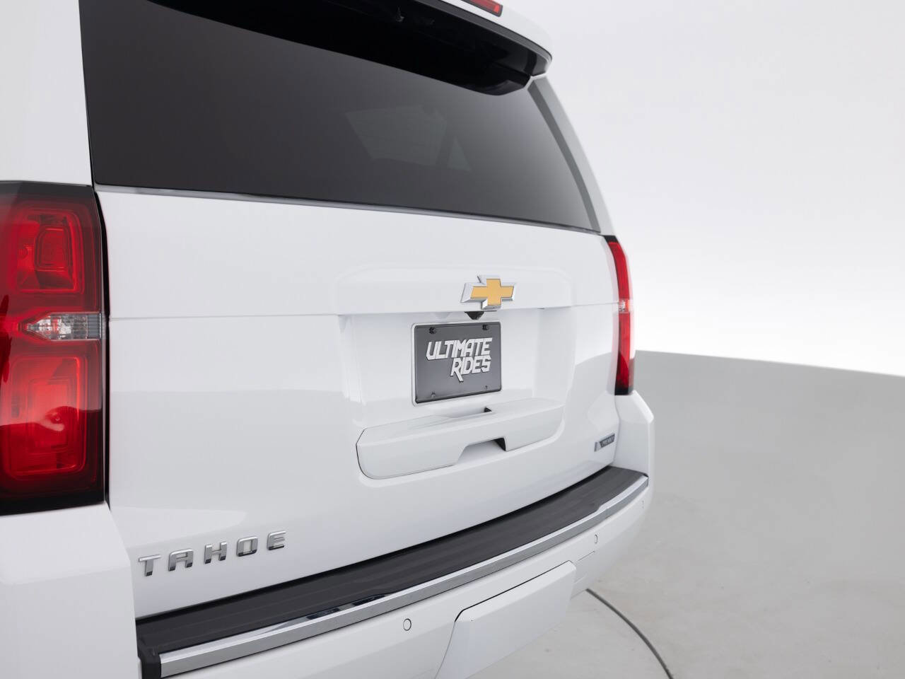 Used 2017 Chevrolet Tahoe Premier image 16